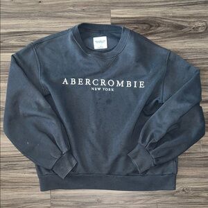 Abercrombie & Fitch Men's Crewneck Sweatshirt - Charcoal